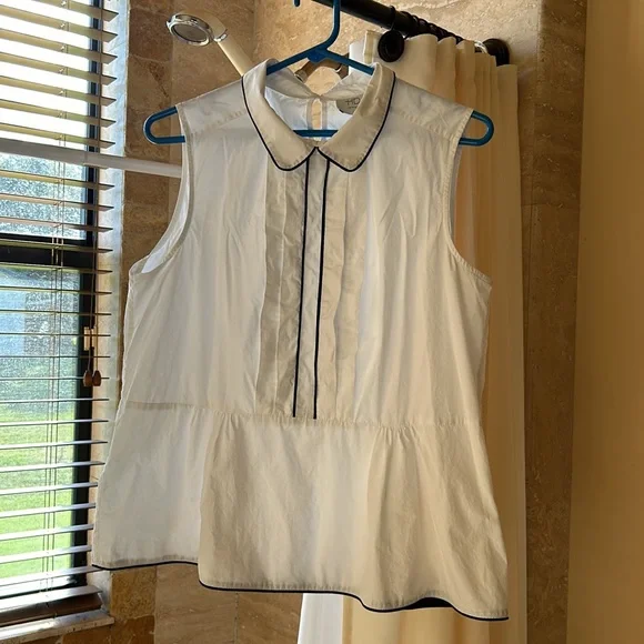 HD IN PARIS Anthropologie White & Blue Bennett Pleated Peplum Sleeveless Top L7 - Picture 6 of 9